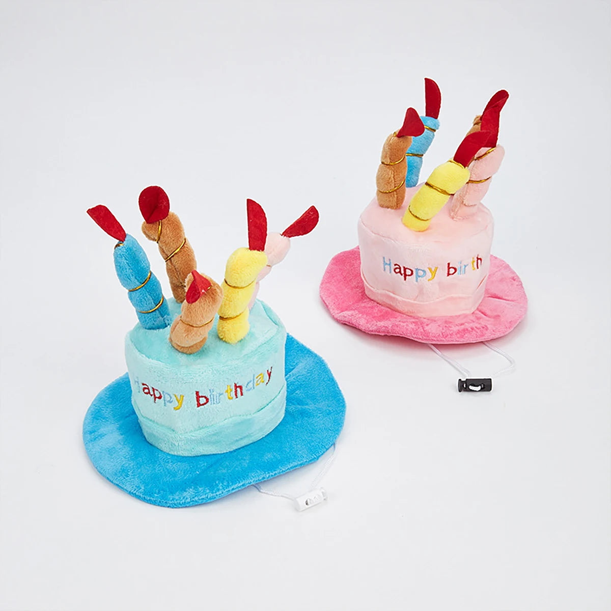Chapeau d'Anniversaire pour Chien et Chat — Gâteau et Bougies